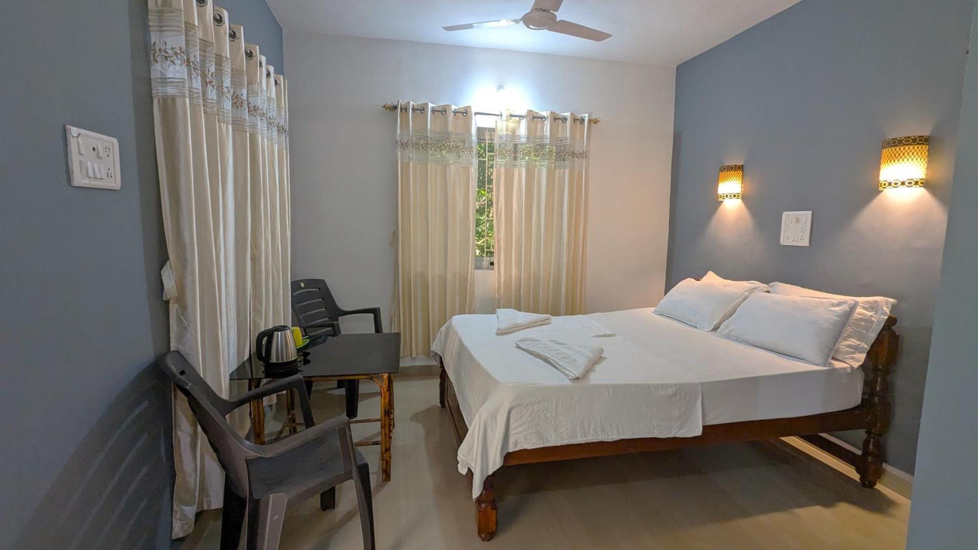 Santana Guest House Agonda Bagian luar foto